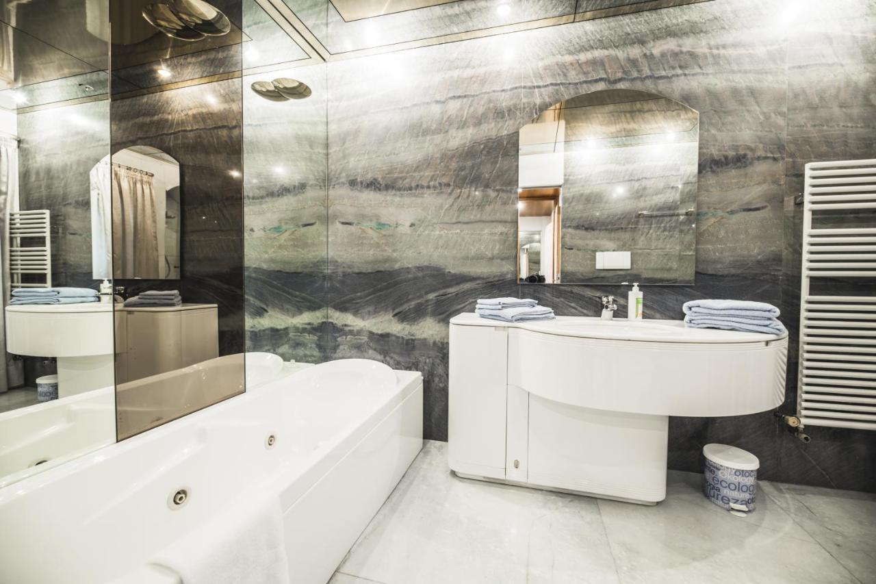 אורטיסיי Apartments Villa Venezia Luxury מראה חיצוני תמונה