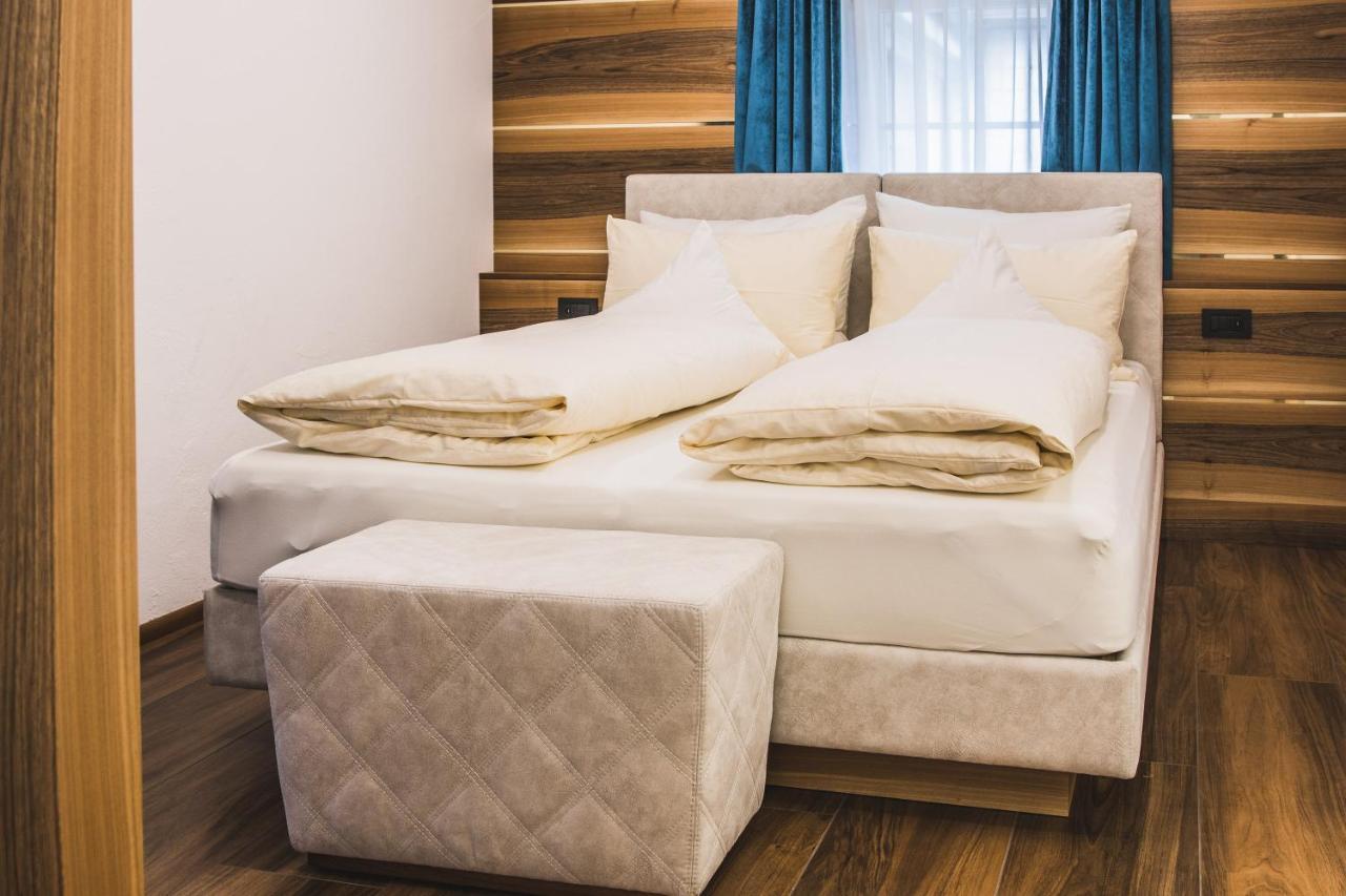 אורטיסיי Apartments Villa Venezia Luxury מראה חיצוני תמונה
